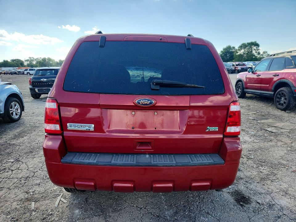 Photo 6 from auction – 2010 FORD ESCAPE with VIN 1FMCU9DG1AKC97536