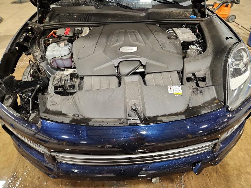 Снимка 12 от търг – 2023 PORSCHE CAYENNE с VIN WP1BA2AY7PDA25209