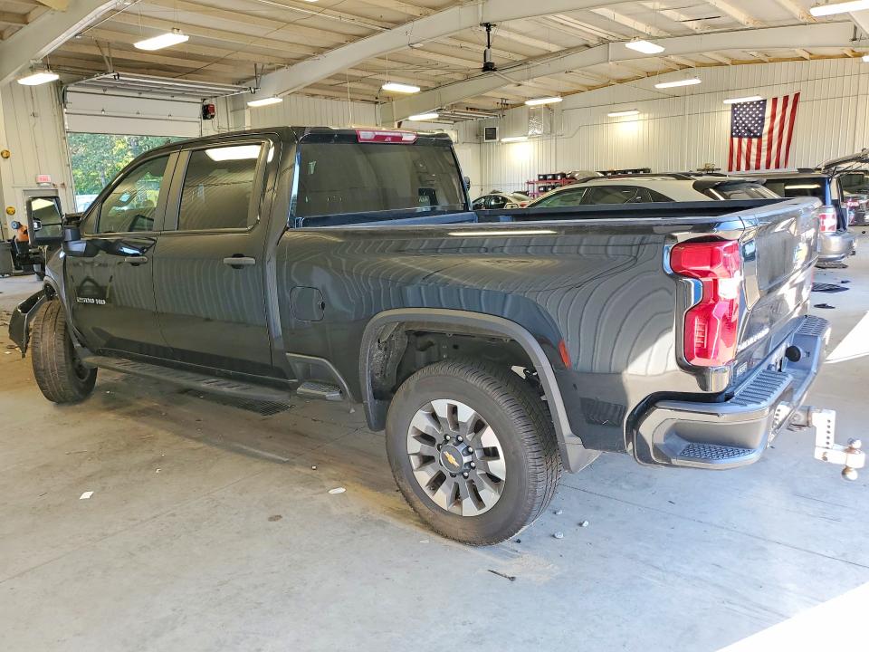 Photo 2 from auction – 2024 CHEVROLET SILVERADO with VIN 1GC4YMEY7RF202067