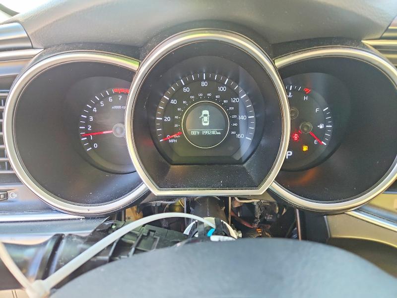 Photo 9 from auction – 2015 KIA OPTIMA with VIN KNAGM4A78F5540839