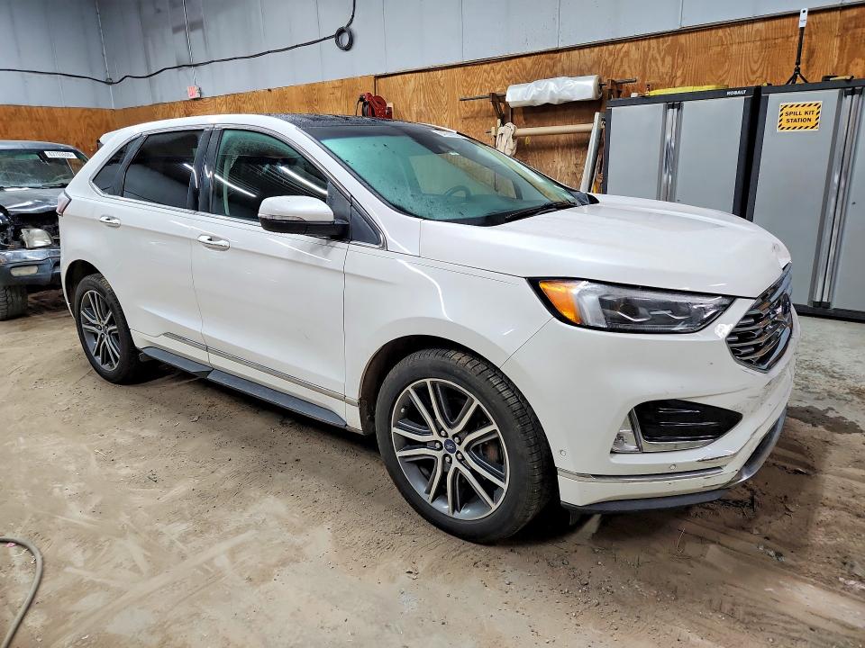 Photo 4 from auction – 2019 FORD EDGE with VIN 2FMPK4K92KBB87301