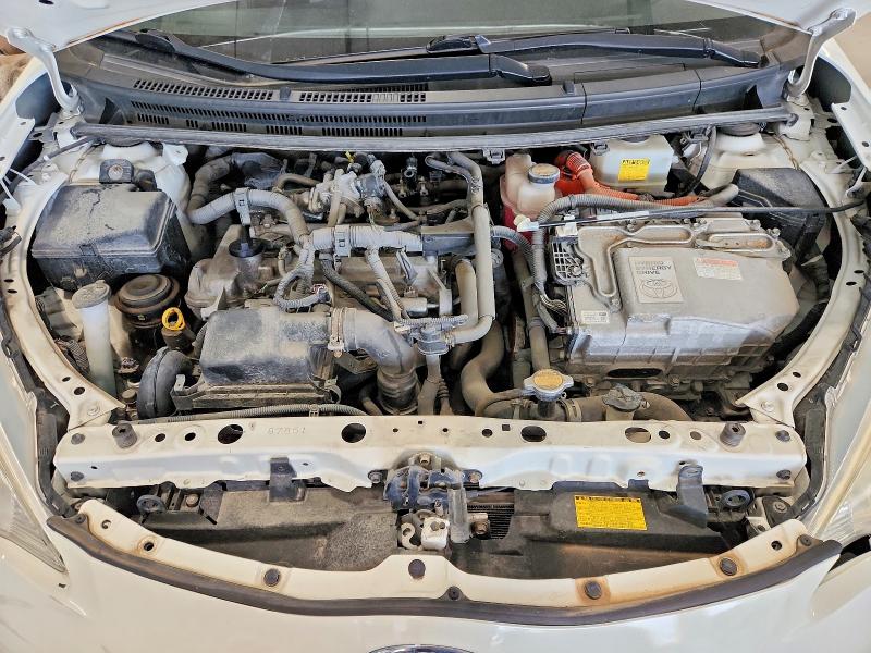 Photo 11 from auction – 2014 TOYOTA PRIUS C with VIN JTDKDTB30E1573049