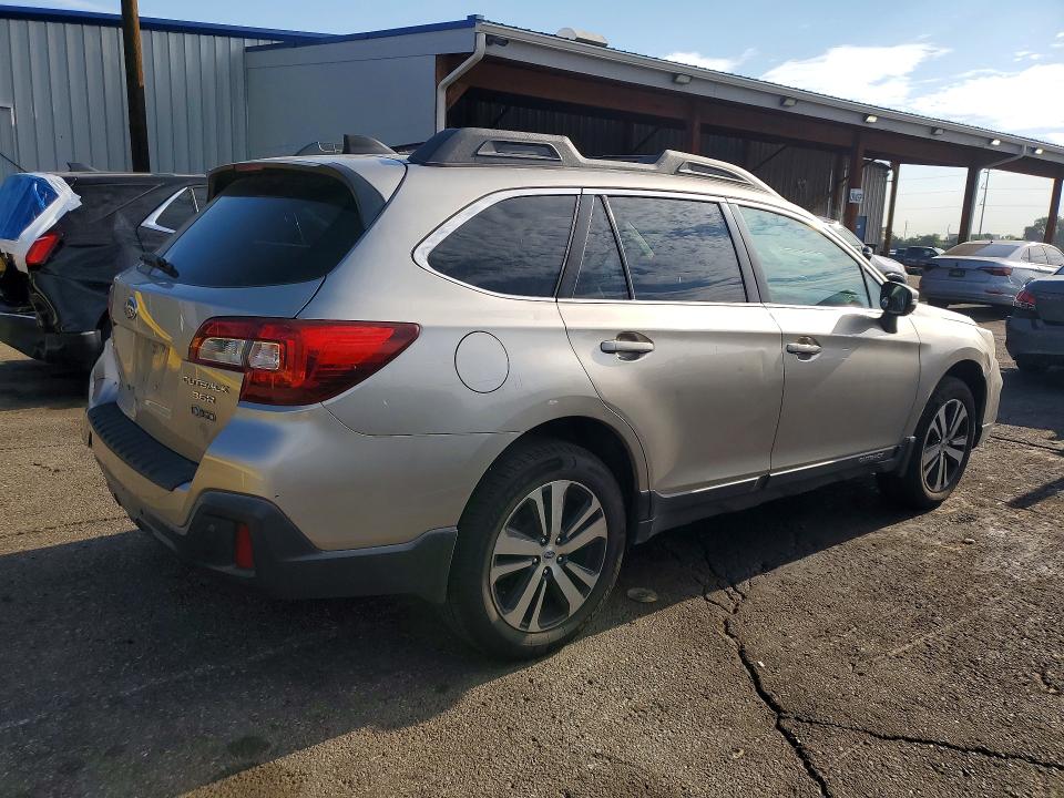 Photo 3 from auction – 2018 SUBARU OUTBACK with VIN 4S4BSENC5J3355406