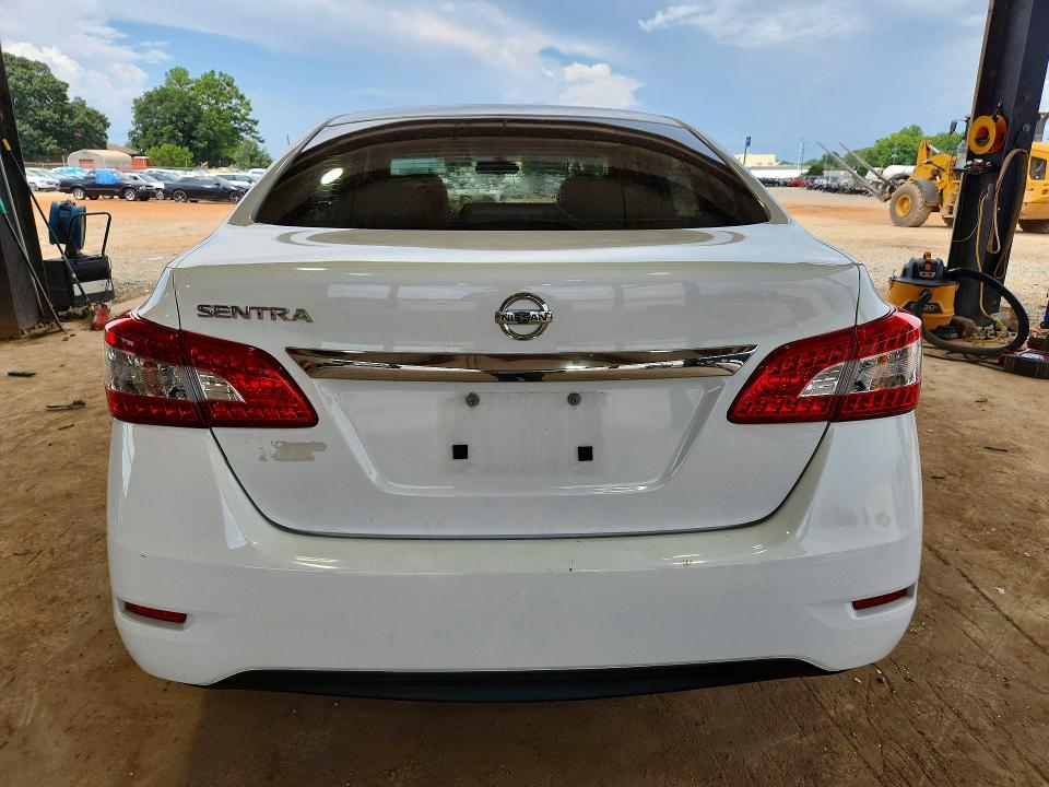 Photo 6 from auction – 2015 NISSAN SENTRA with VIN 3N1AB7AP3FY252183