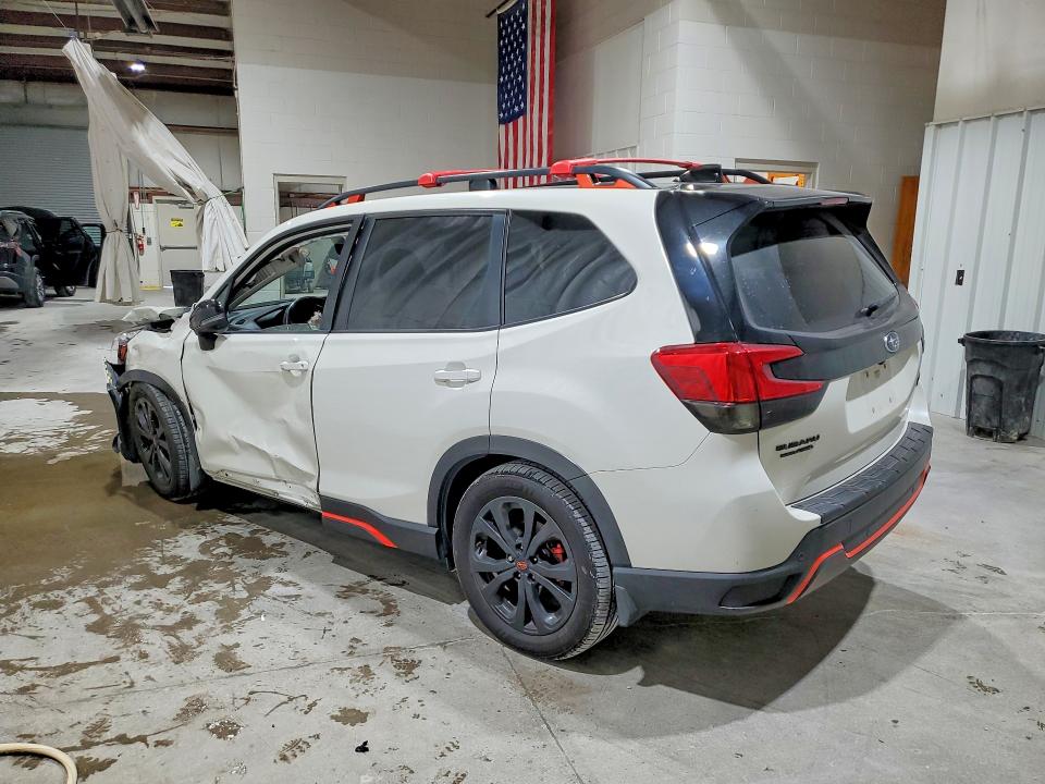 Photo 2 from auction – 2020 SUBARU FORESTER with VIN JF2SKARC3LH484551
