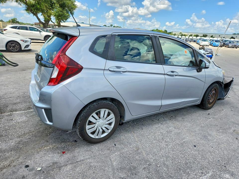 Снимка 3 от търг – 2017 HONDA FIT с VIN JHMGK5H53HS008730