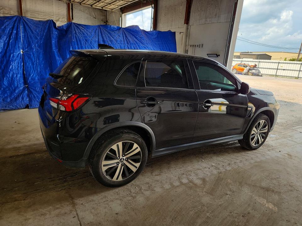 Photo 3 from auction – 2021 MITSUBISHI OUTLANDER SPORT with VIN JA4APUAUXMU005028