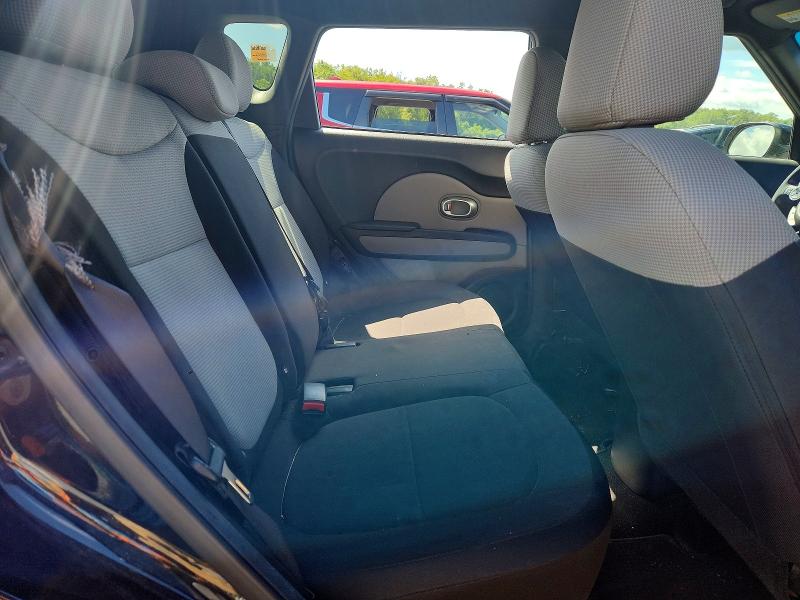 Photo 10 from auction – 2016 KIA SOUL with VIN KNDJN2A2XG7364302