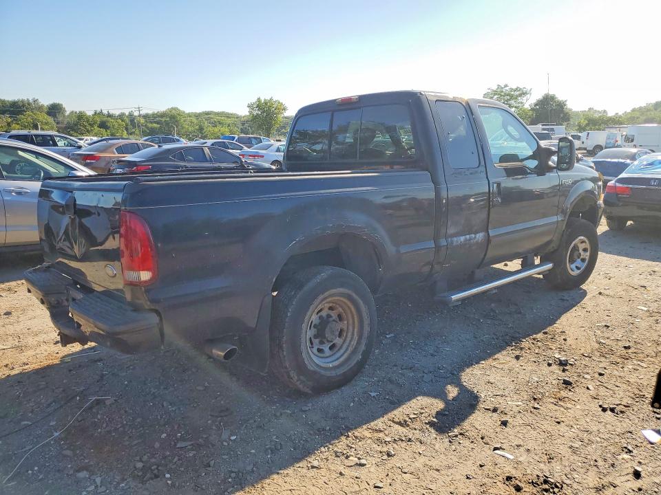 Photo 3 from auction – 2004 FORD F250 with VIN 1FTNX21L84EA45668