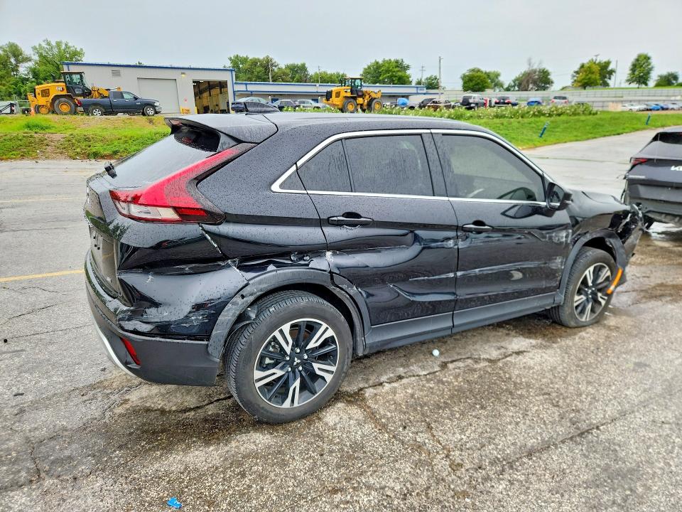 Photo 3 from auction – 2024 MITSUBISHI ECLIPSE CROSS with VIN JA4ATWAA0RZ058473