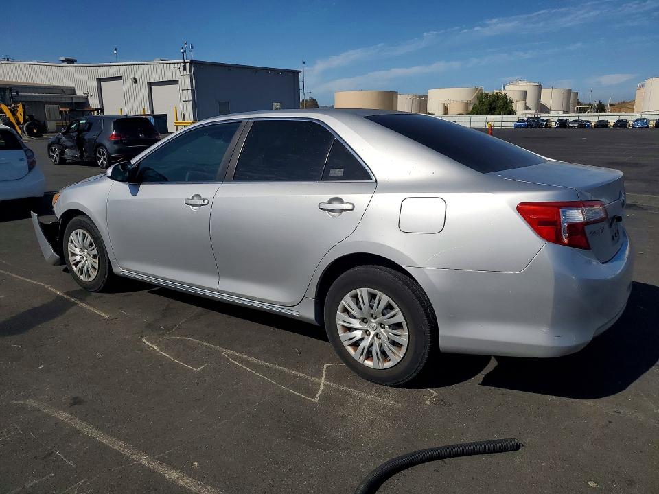 Photo 2 from auction – 2012 TOYOTA CAMRY with VIN 4T4BF1FK5CR175901