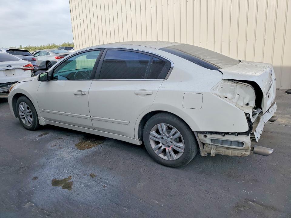 Photo 2 from auction – 2010 NISSAN ALTIMA with VIN 1N4AL2AP7AC194289