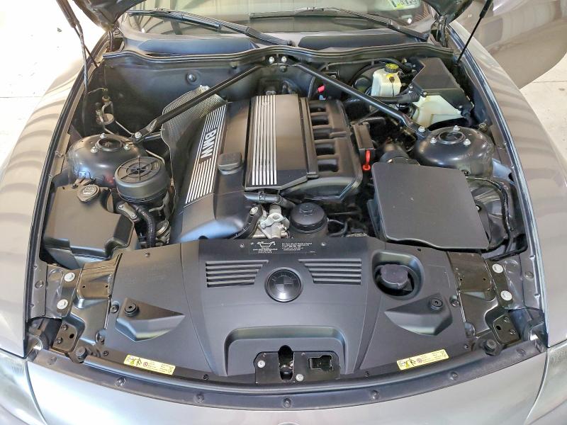 Photo 11 from auction – 2003 BMW Z4 with VIN 4USBT33403LS42185