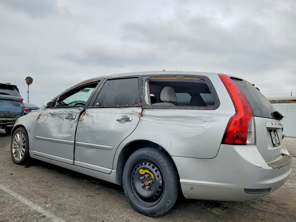 Photo 2 from auction – 2009 VOLVO V50 with VIN YV1MW390792473619
