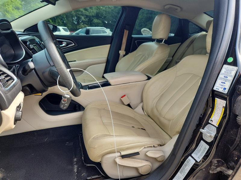 Photo 7 from auction – 2015 CHRYSLER 200 with VIN 1C3CCCAB8FN690330
