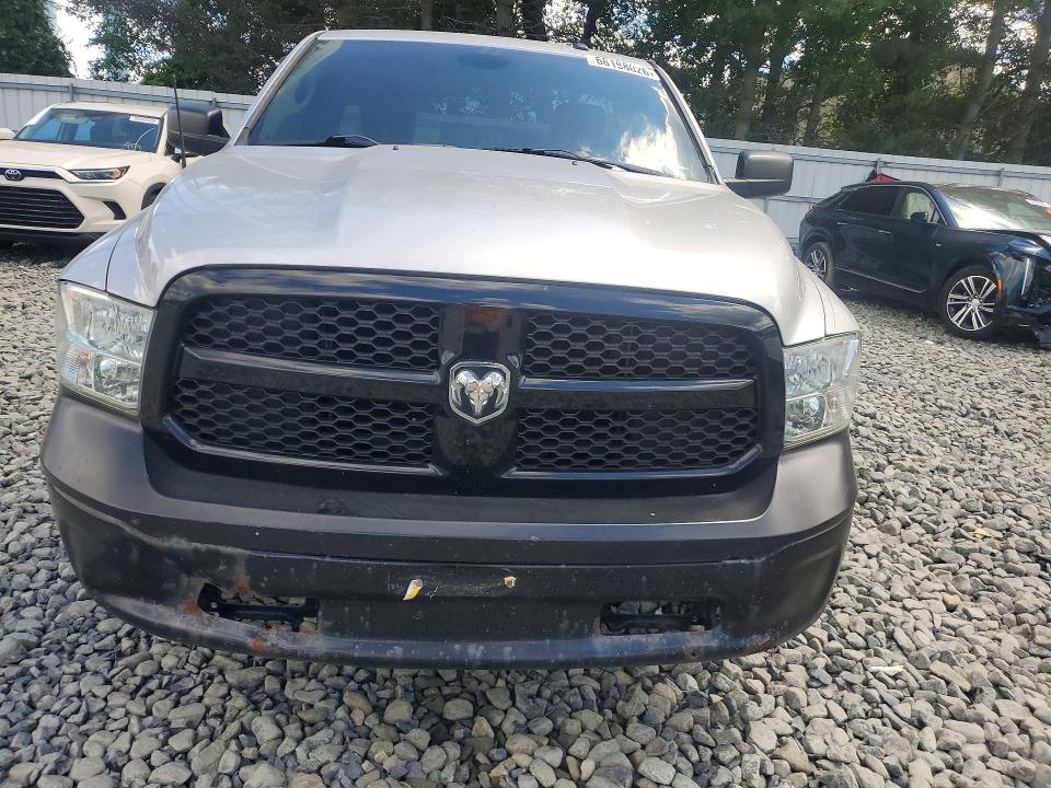Фото 5 с аукциона – 2013 RAM 1500 с VIN 3C6JR6AP3DG519111
