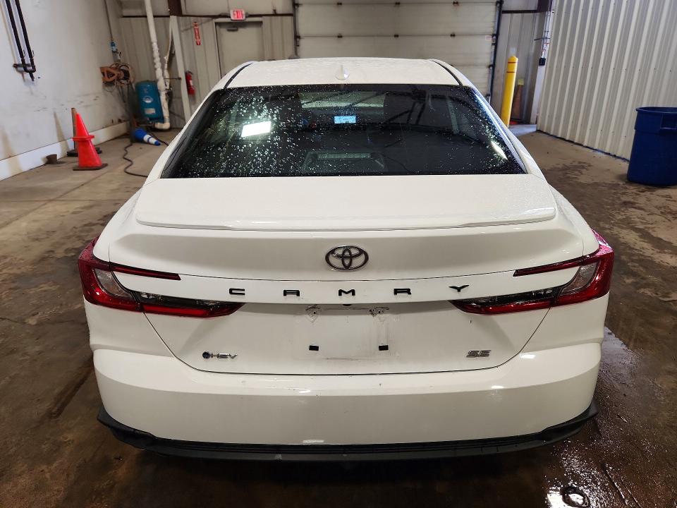Photo 6 from auction – 2026 TOYOTA CAMRY with VIN 4T1DAACK9TU281693