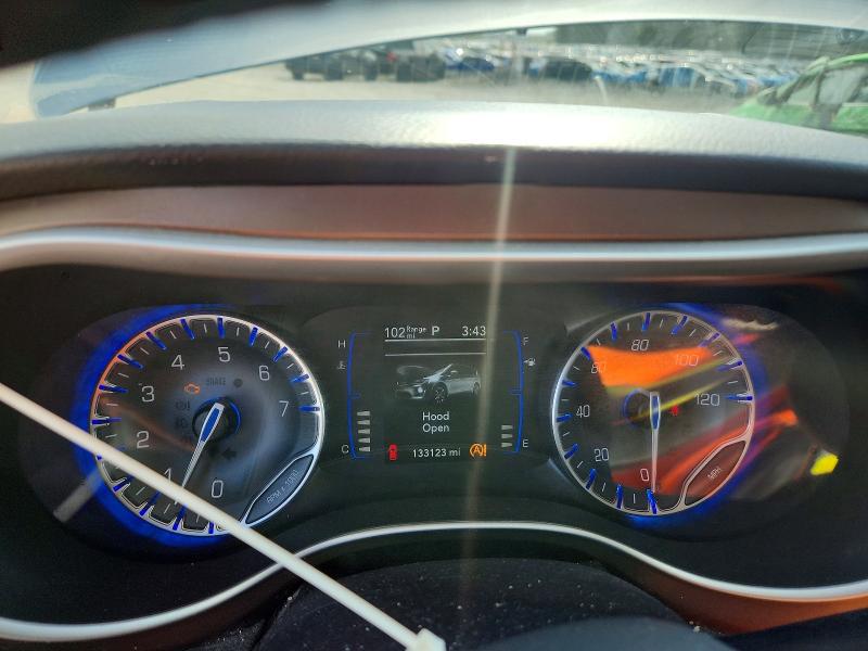 Photo 9 from auction – 2018 CHRYSLER PACIFICA with VIN 2C4RC1BG3JR233845