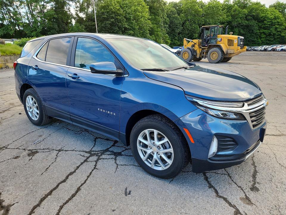 Photo 4 from auction – 2024 CHEVROLET EQUINOX with VIN 3GNAXUEG4RL290750