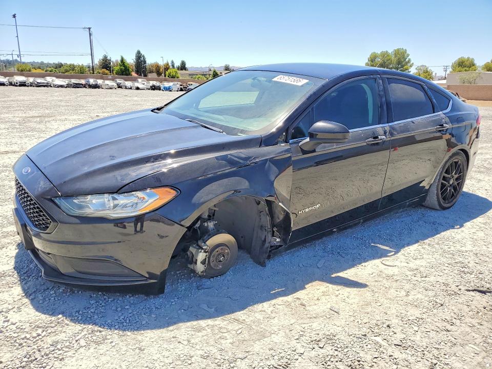 FORD FUSION 2018 with VIN 3FA6P0LU8JR232969 - Photo from auction