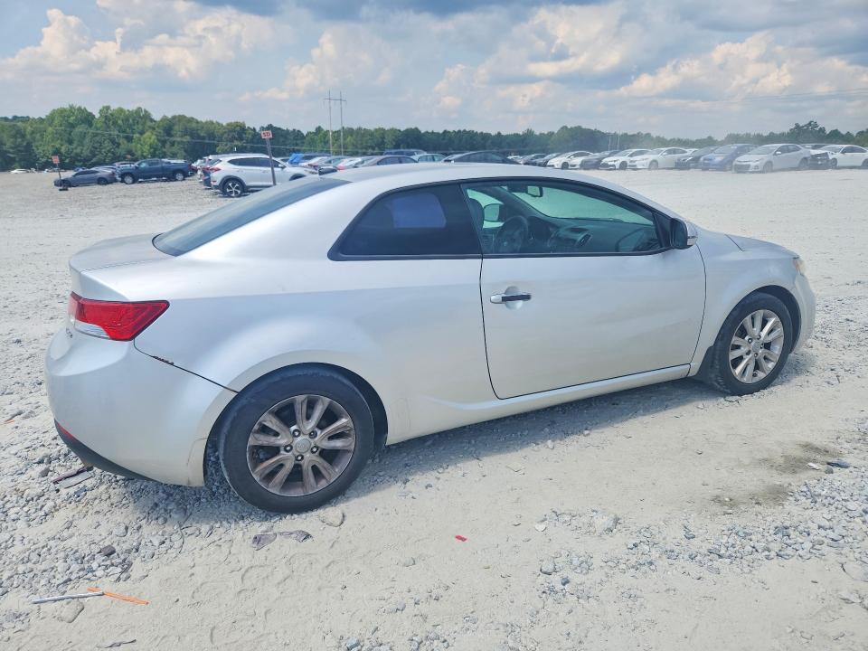 Photo 3 from auction – 2013 KIA FORTE KOUP with VIN KNAFW6A30D5663997