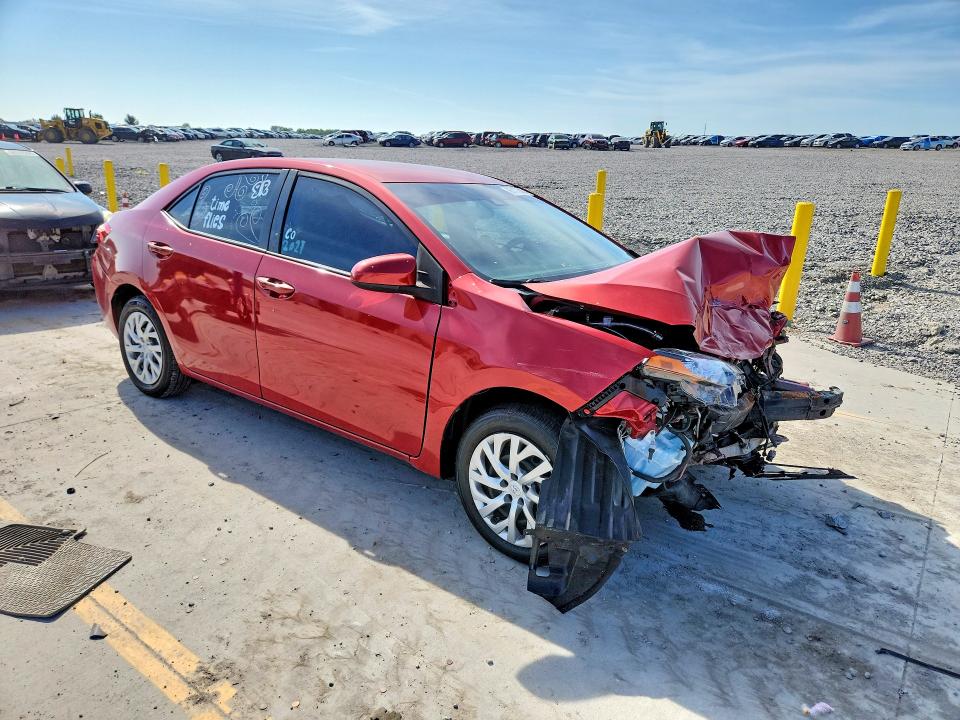 Photo 4 from auction – 2017 TOYOTA COROLLA with VIN 5YFBURHE0HP717615