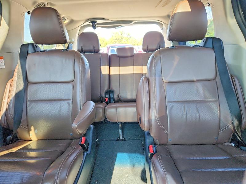 Photo 10 from auction – 2015 TOYOTA SIENNA with VIN 5TDYK3DC7FS664448
