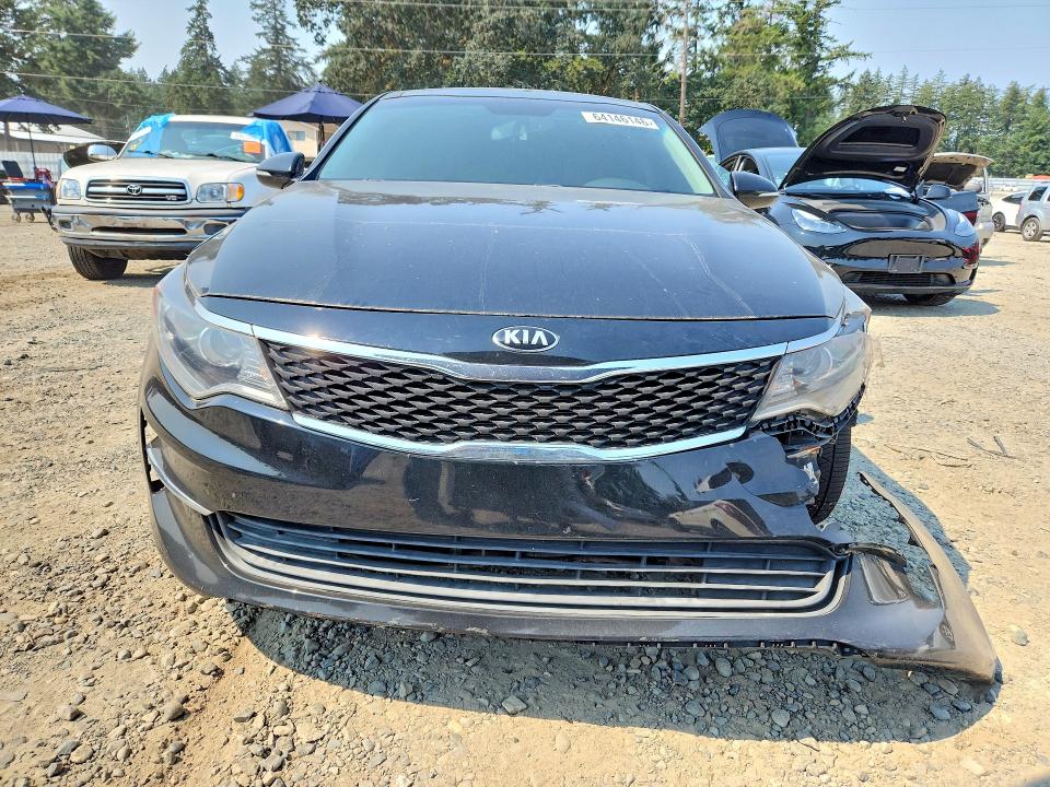 Photo 5 from auction – 2017 KIA OPTIMA with VIN 5XXGU4L37HG136510