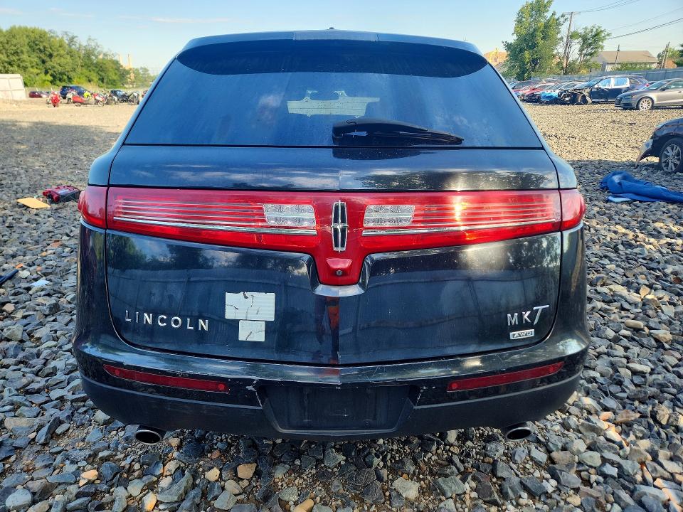 Photo 6 from auction – 2015 LINCOLN MKT with VIN 2LMHJ5NK1FBL01052