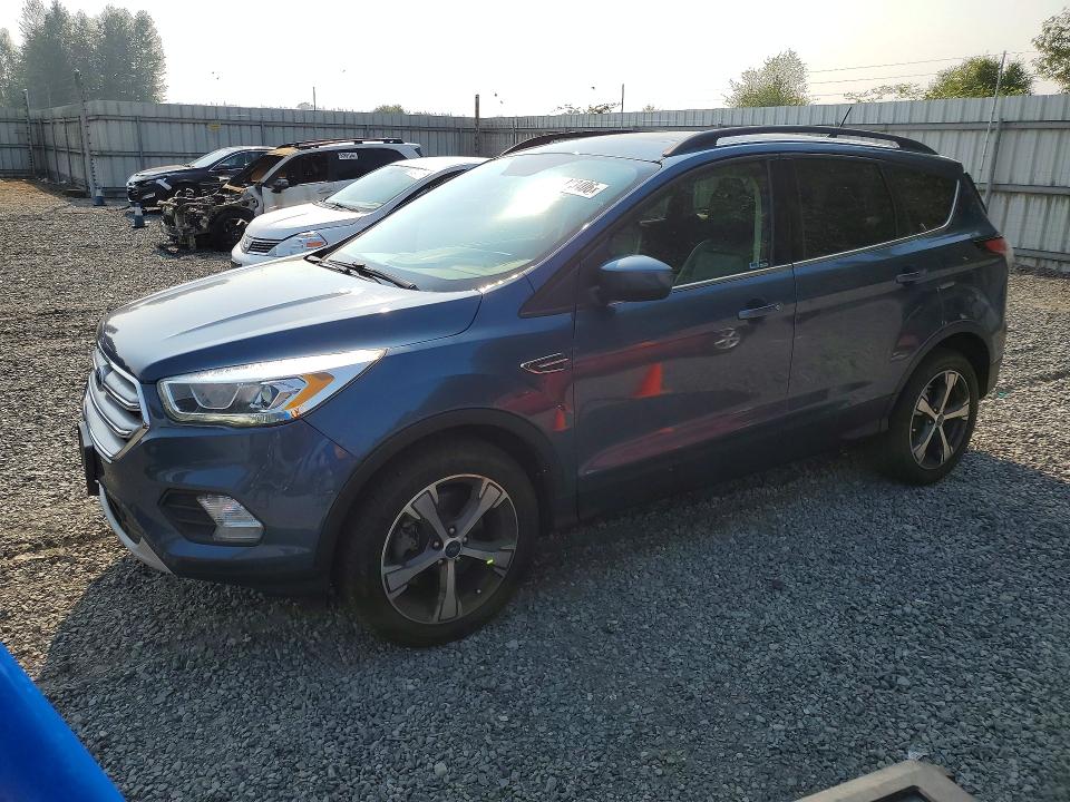 FORD ESCAPE 2018 con VIN 1FMCU9HD1JUB44885 - Foto de la subasta