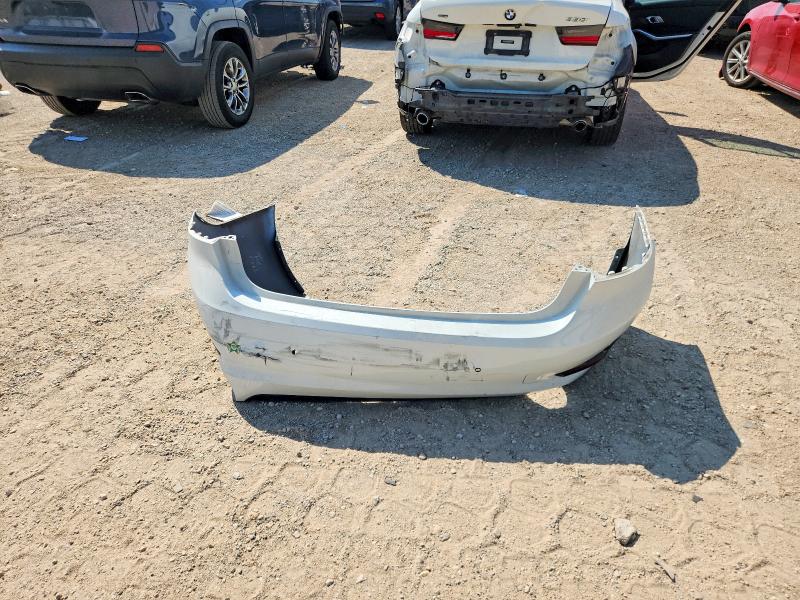 Photo 12 from auction – 2019 BMW 330XI with VIN 3MW5R7J51K8B01195