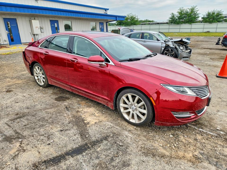 Photo 4 from auction – 2016 LINCOLN MKZ with VIN 3LN6L2J93GR606473