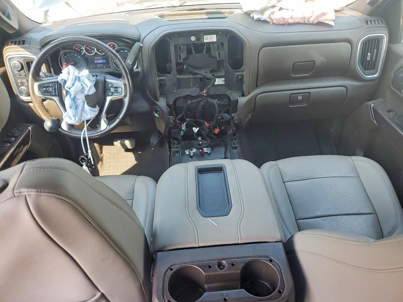 Photo 8 from auction – 2021 CHEVROLET SILVERADO with VIN 3GCUYGED2MG463032