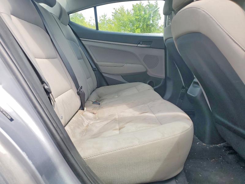 Photo 10 from auction – 2017 HYUNDAI ELANTRA with VIN 5NPD74LF5HH183964