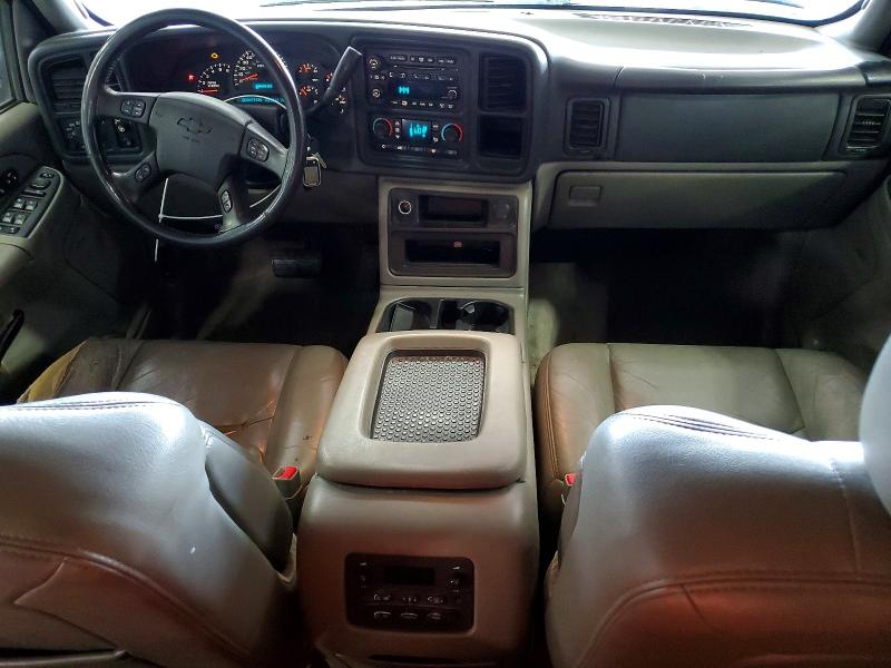 Photo 8 from auction – 2004 CHEVROLET SUBURBAN with VIN 1GNFK16Z74J197014