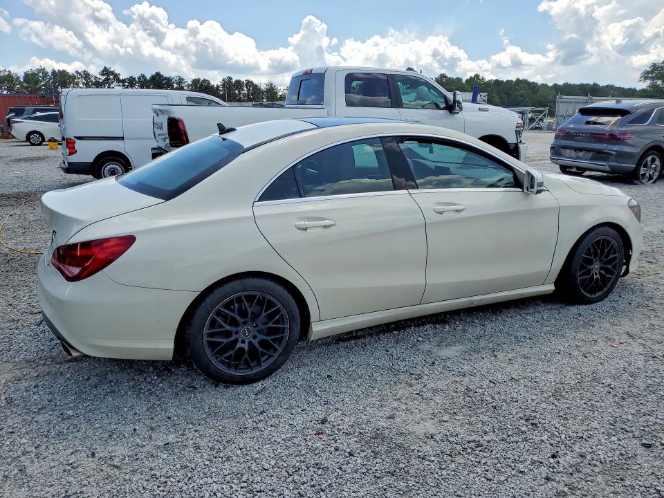 Photo 3 from auction – 2014 MERCEDES-BENZ CLA with VIN WDDSJ4EB8EN043024