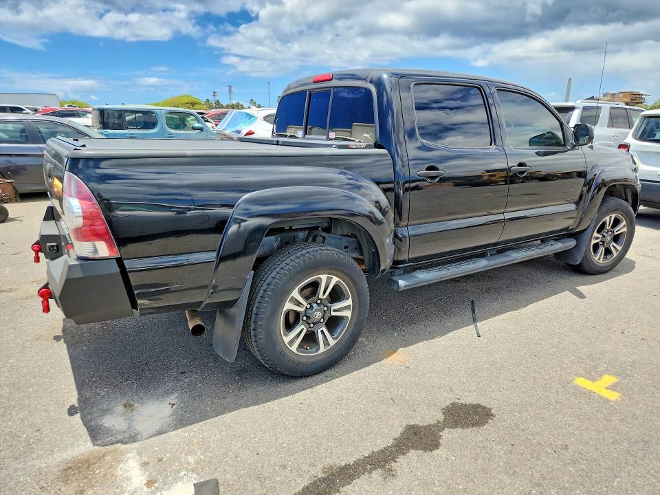 Снимка 3 от търг – 2011 TOYOTA TACOMA с VIN 3TMJU4GN0BM121354