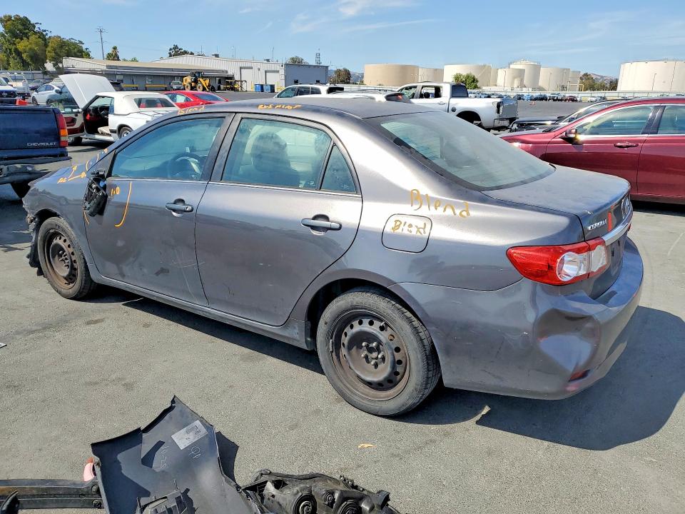 Photo 2 from auction – 2013 TOYOTA COROLLA with VIN 5YFBU4EE0DP109143