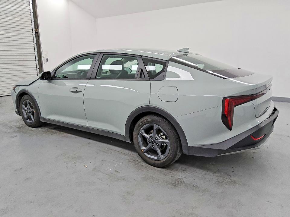 Photo 2 from auction – 2026 KIA K4 with VIN 3KPFT4DE3TE257373