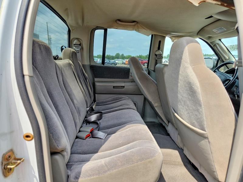 Photo 10 from auction – 2002 DODGE DAKOTA with VIN 1B7HL48N82S625951