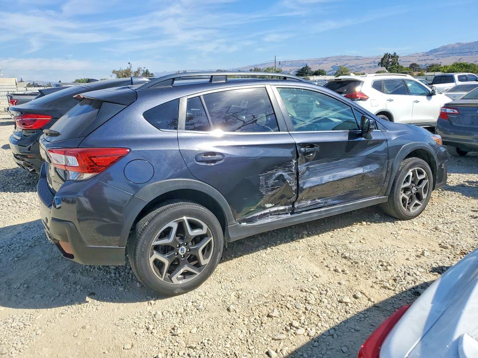 Photo 3 from auction – 2018 SUBARU CROSSTREK with VIN JF2GTAMC0JH258524