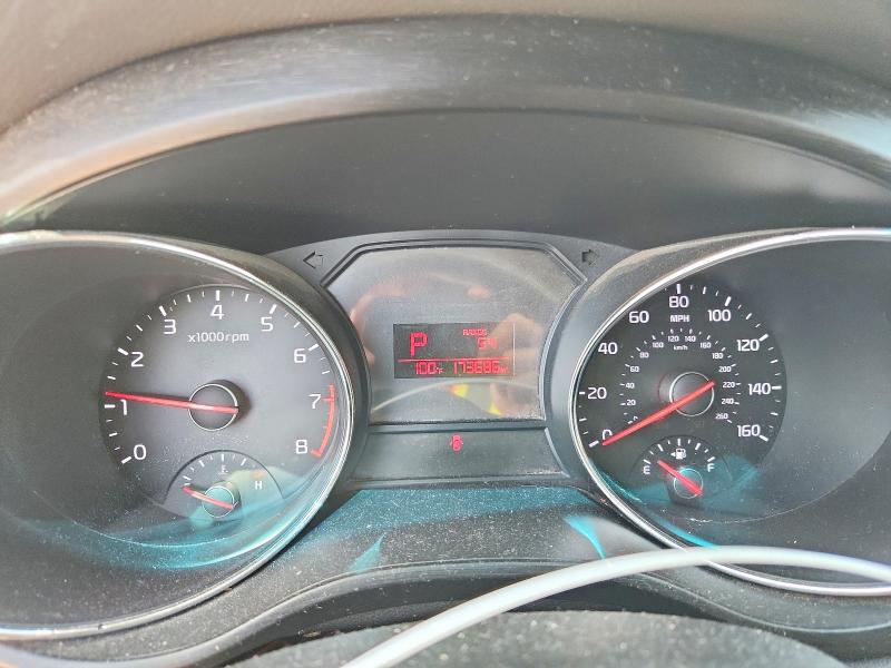 Photo 9 from auction – 2016 KIA SEDONA with VIN KNDMB5C16G6120325