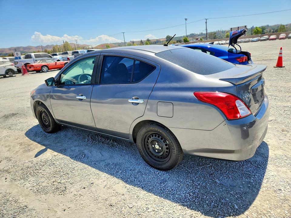 Photo 2 from auction – 2017 NISSAN VERSA with VIN 3N1CN7AP5HL849044