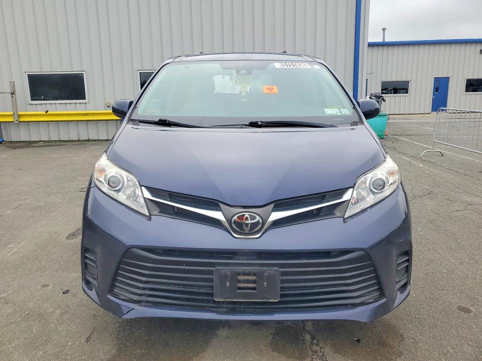 Photo 5 from auction – 2020 TOYOTA SIENNA with VIN 5TDKZ3DC0LS059183