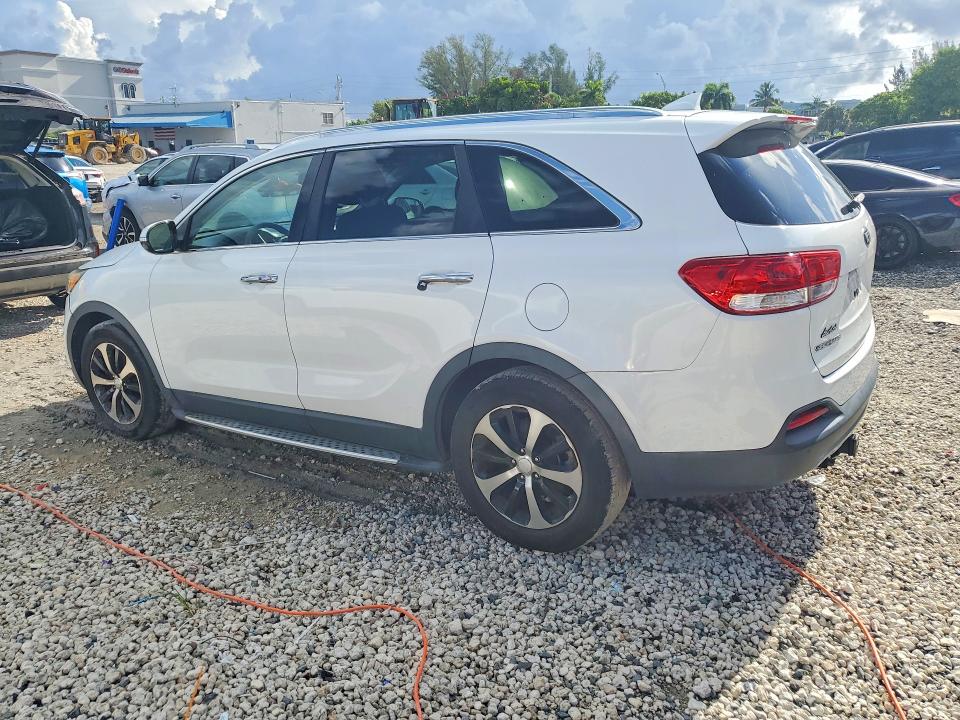 Photo 2 from auction – 2016 KIA SORENTO with VIN 5XYPH4A53GG176831