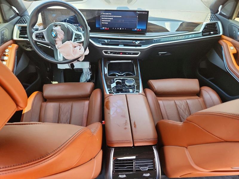 Photo 8 from auction – 2025 BMW X7 with VIN 5UX23EM05S9Y01205