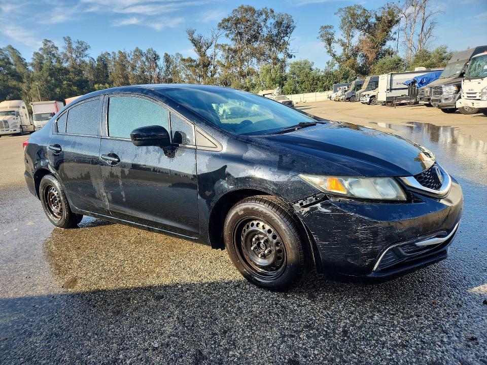 Photo 4 from auction – 2015 HONDA CIVIC with VIN 19XFB2E57FE048812