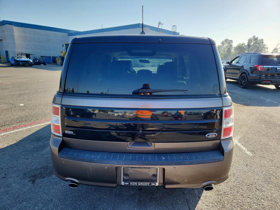 Photo 6 from auction – 2019 FORD FLEX with VIN 2FMGK5C81KBA34517