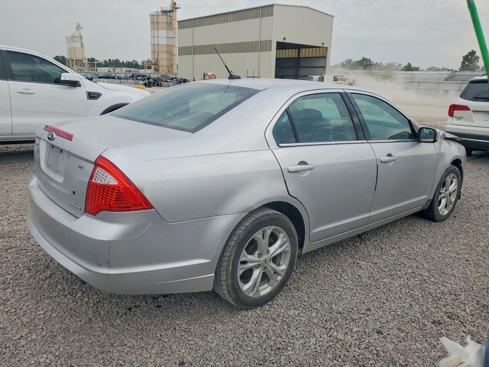 Photo 3 from auction – 2012 FORD FUSION with VIN 3FAHP0HG2CR323198