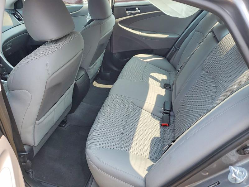 Photo 10 from auction – 2013 HYUNDAI SONATA with VIN 5NPEB4AC4DH765947
